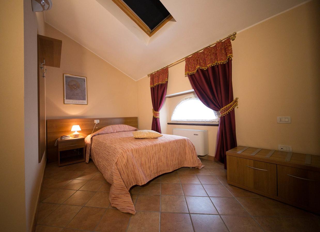 Locanda Ca' Rossa San Giovanni in Croce Exterior photo